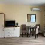 студио-